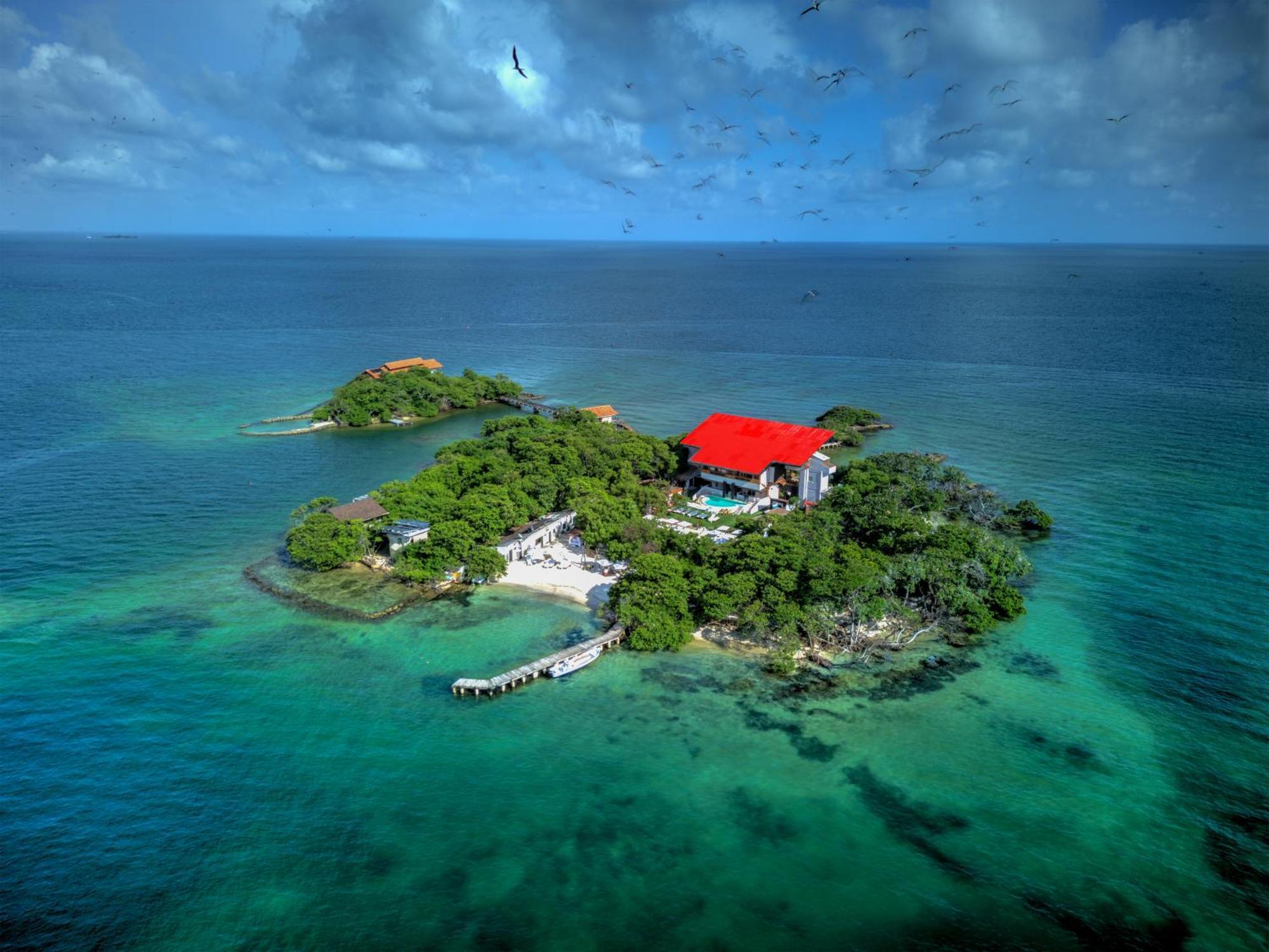 Pao Pao Hotel & Beach Club 格兰德岛 外观 照片