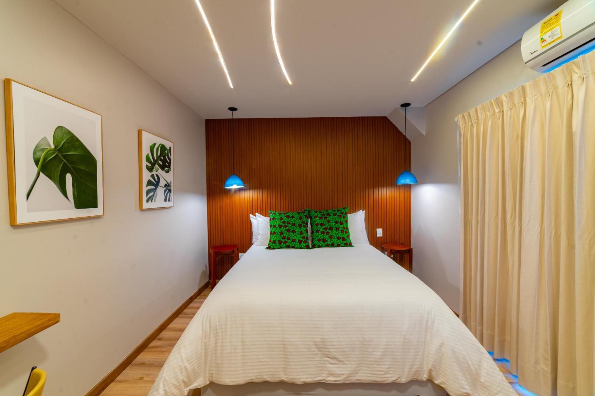 Pao Pao Hotel & Beach Club 格兰德岛 外观 照片