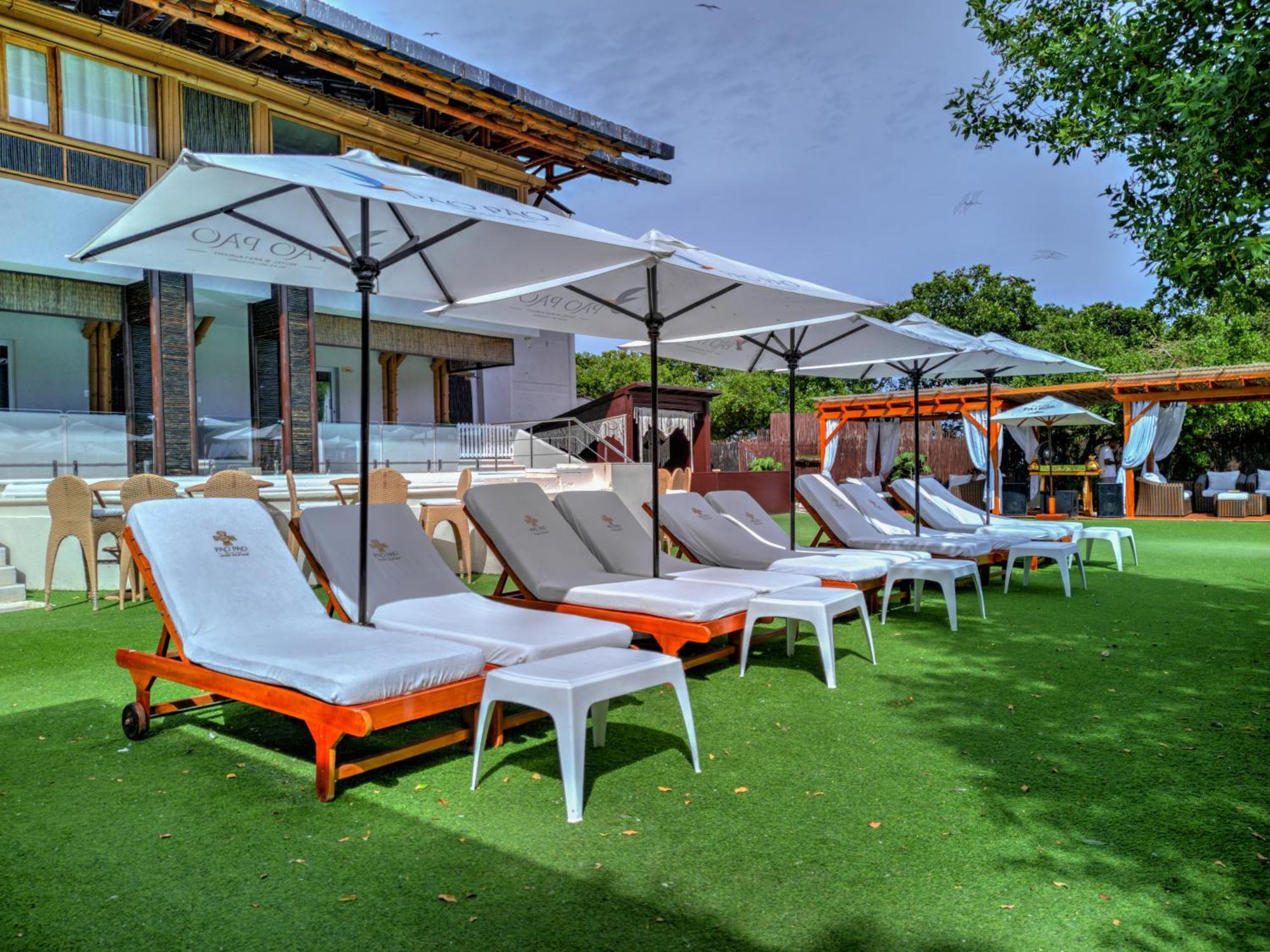 Pao Pao Hotel & Beach Club 格兰德岛 外观 照片